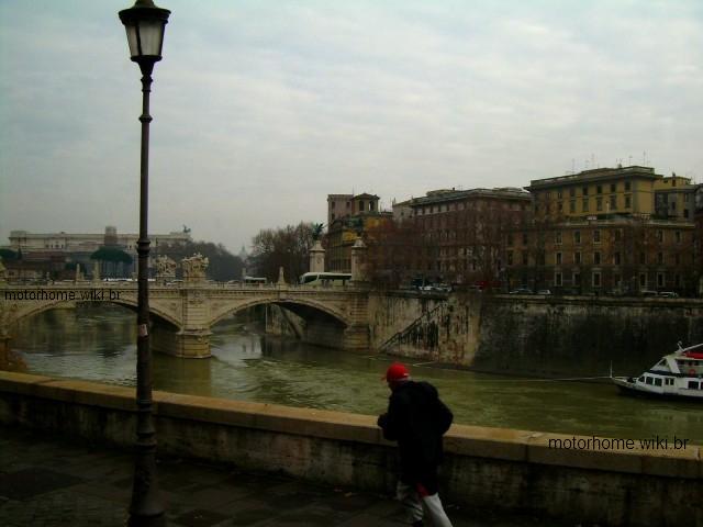 rio tibre Roma